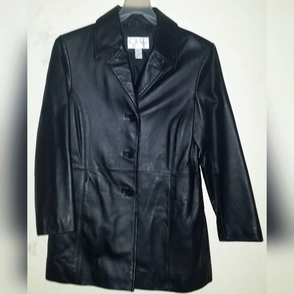 Leather jacket - Picture 1 of 3